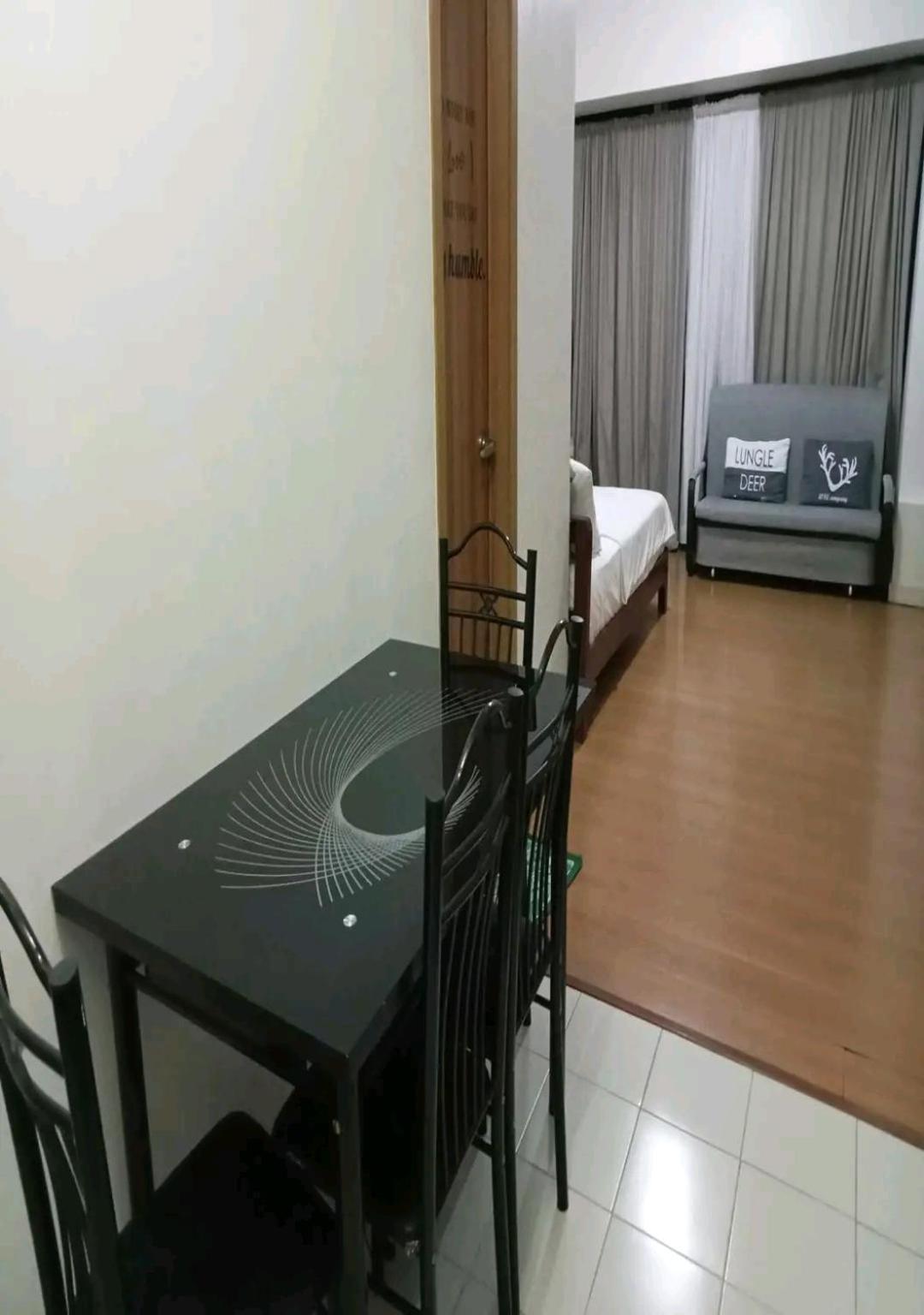 Johnstay 马尼拉 外观 照片